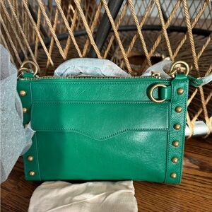 Rebecca Minkoff Kelly NWT green crossbody